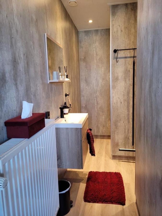 B&B Diepzicht Dokkum Bagian luar foto