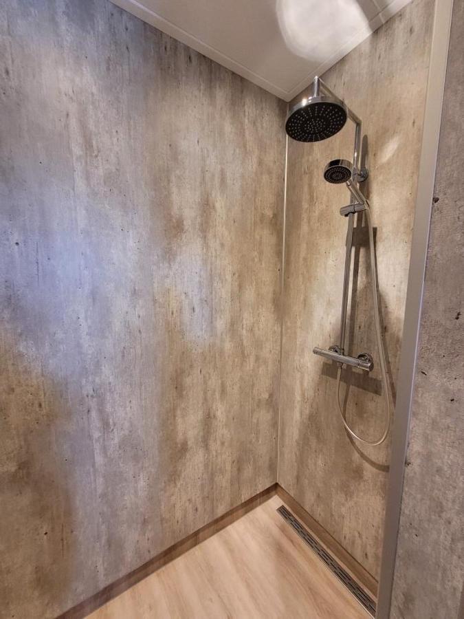 B&B Diepzicht Dokkum Bagian luar foto